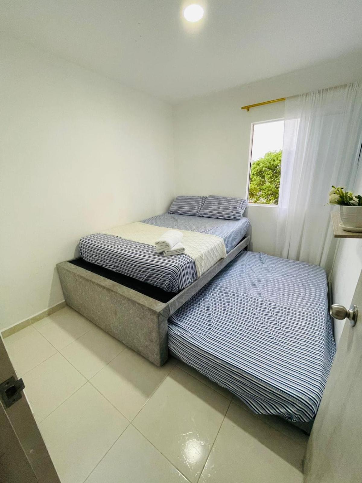 A Metros Del Mar Apartamento